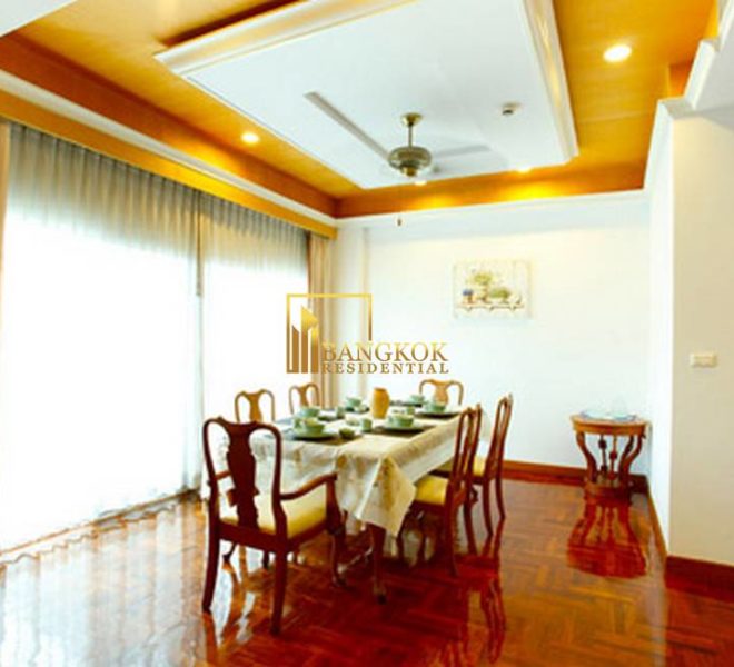 3 bed serviced apartment Chaidee Mansion 0144 image-03