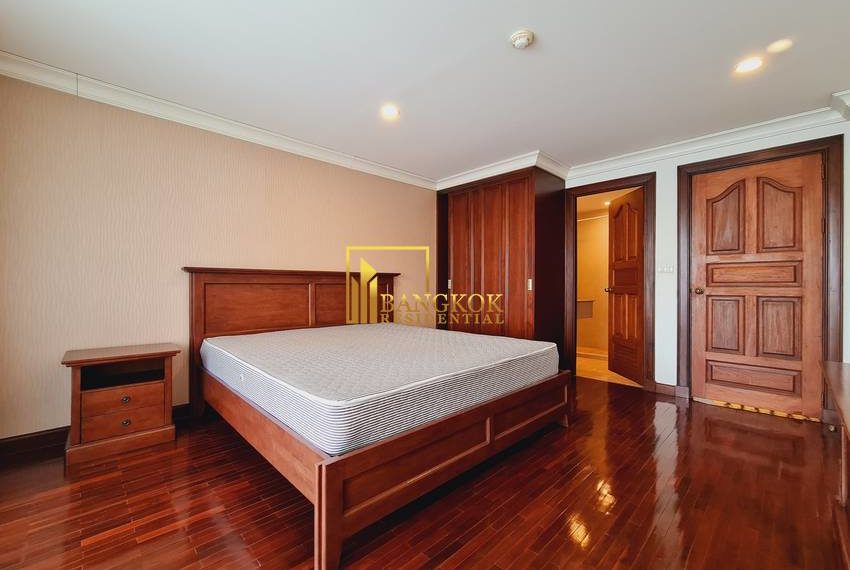 4 Bed Duplex Penthouse Nagara Mansion 0379 image-16