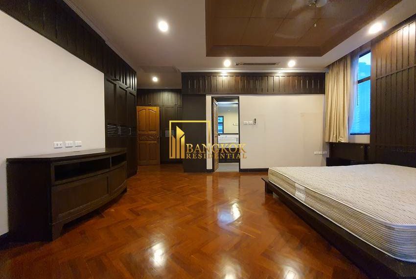 4 bed penthouse for rent N L Residence 0581 image-11