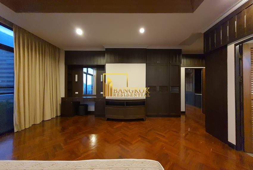 4 bed penthouse for rent N L Residence 0581 image-12