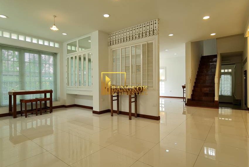 6 bedroom house for rent phrom phong 7701 image-08