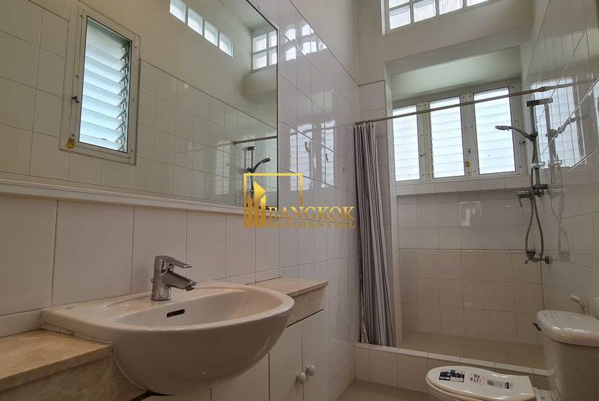 6 bedroom house for rent phrom phong 7701 image-20