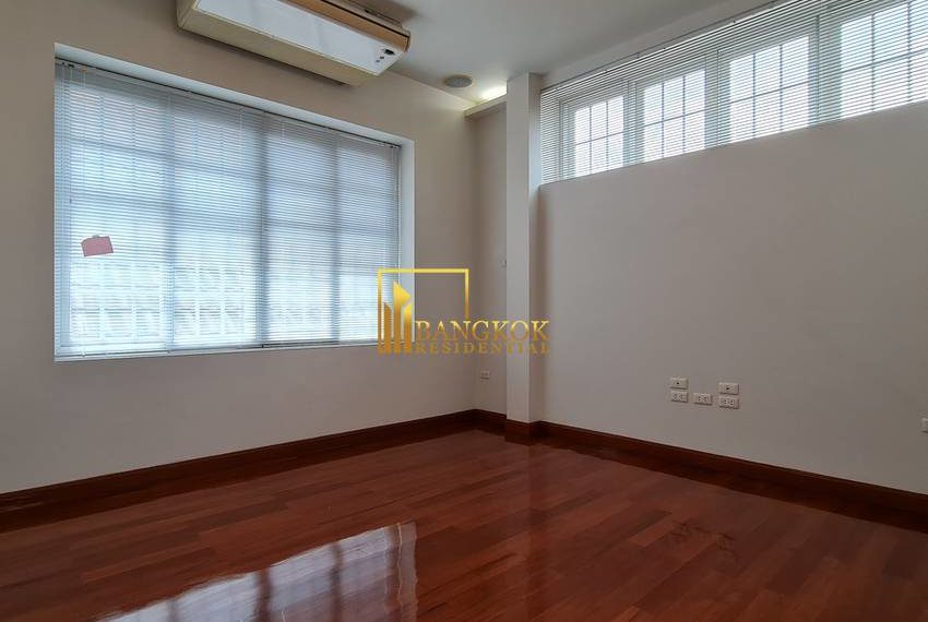 6 bedroom house for rent phrom phong 7701 image-32