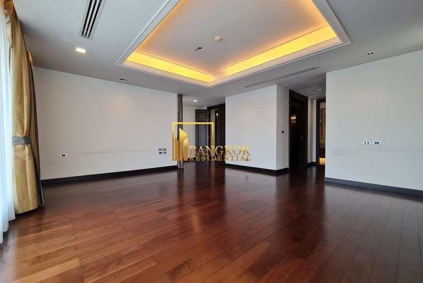 Luxury 4 bed apartment Raveevan Suites 0631 image-30