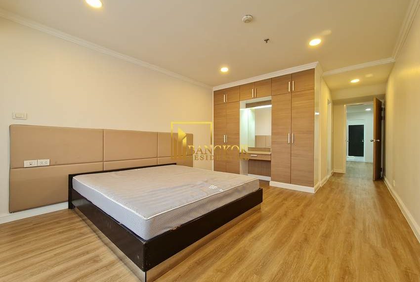 renovated 2 bed condo for rent phrom phong Baan Suanpetch 6556 image-08