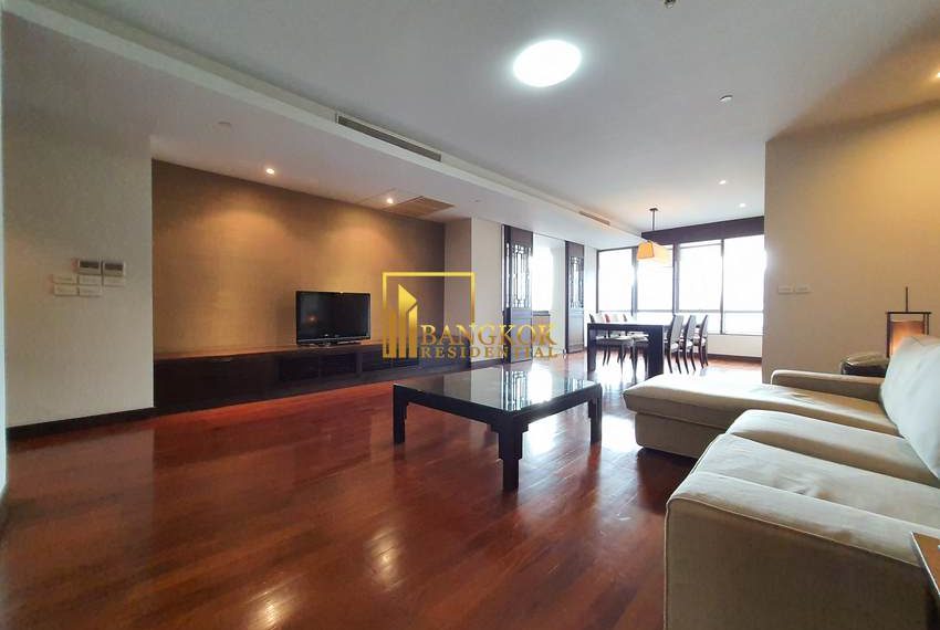 3 bed thonglor apartment VASU The Residence 0181 image-02