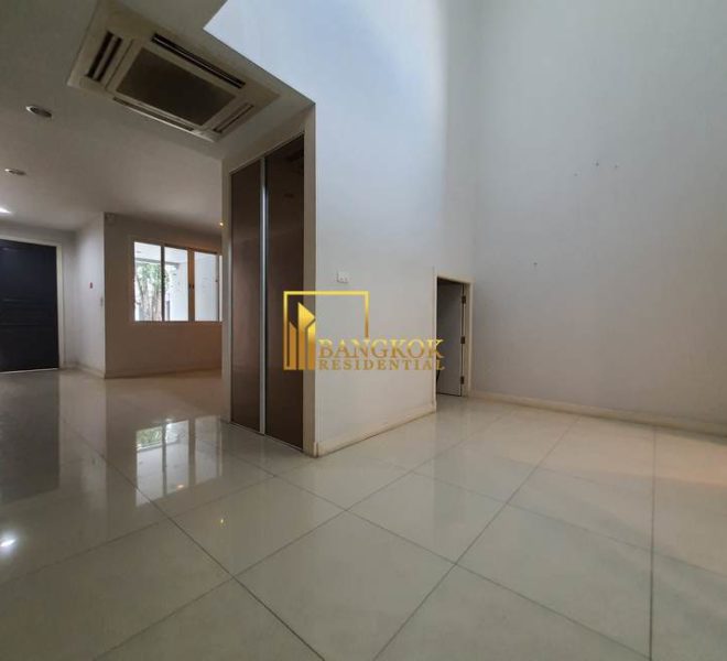 3 bed townhouse asoke Inhome Luxury Residence 8811 image-03