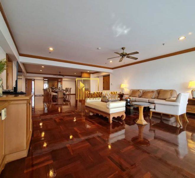 4 bed apartment for rent Centre Point Phromphong 7025 image-01