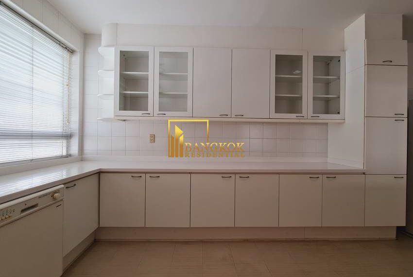 3 bed for rent Krungthep Thani Tower 0514 image-12
