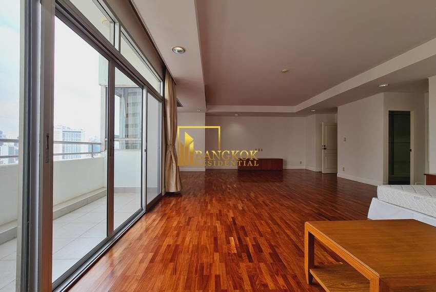 3 bed for rent Krungthep Thani Tower 0514 image-15