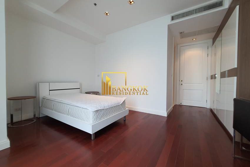 3 bed for rent phloen chit Athenee Residence 3389 image-13