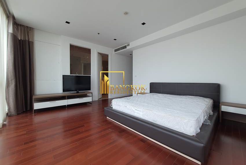 3 bed for rent phloen chit Athenee Residence 3389 image-17