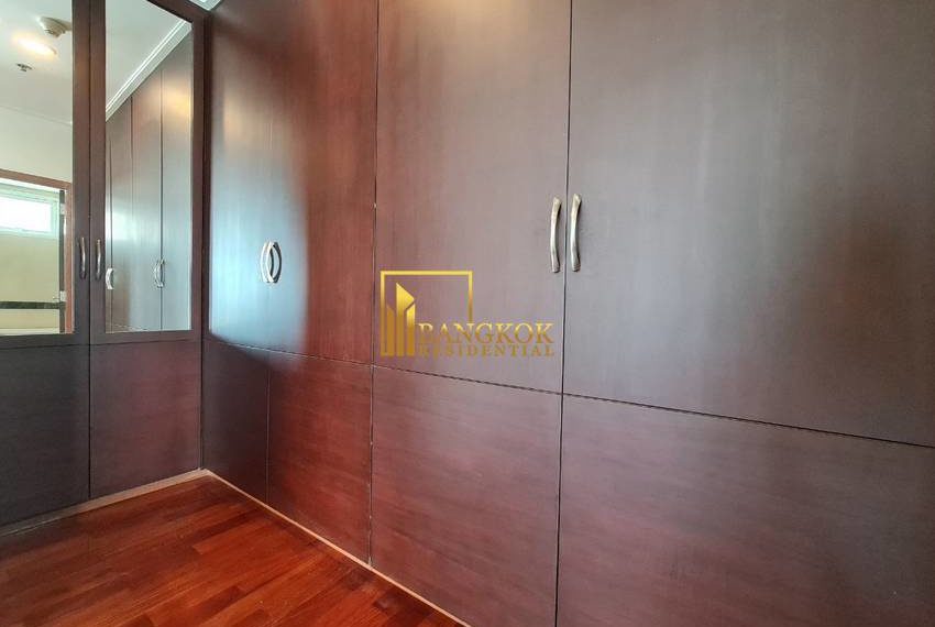Piyathip Place 3 bed apartment for rent 7141 image-11