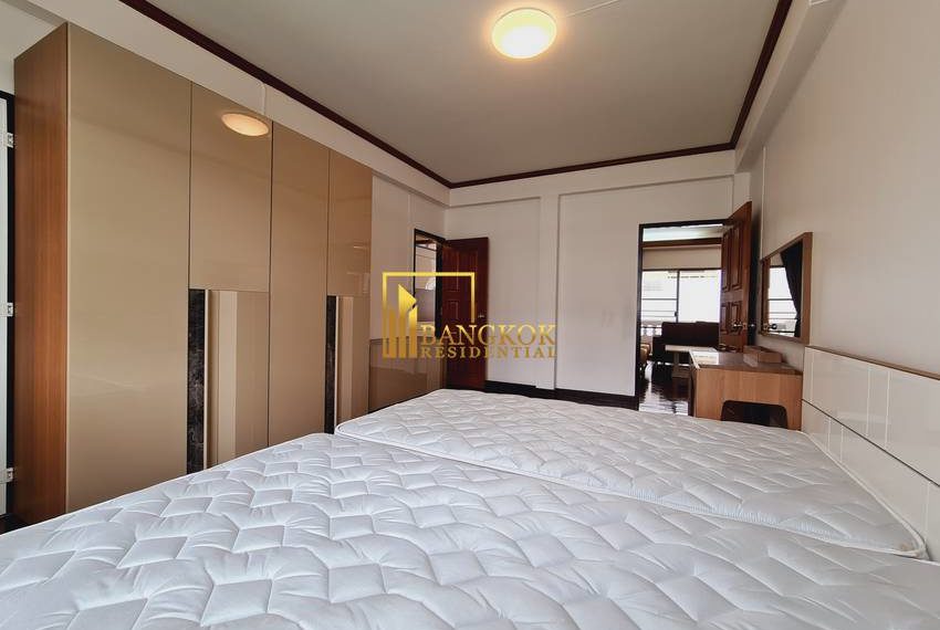 2 bed Aree Mansion apartment soi Ari 20168 image-10