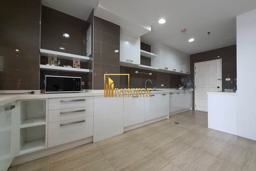 3 bed condo for rent thong lor 55th Tower 9161 image-05