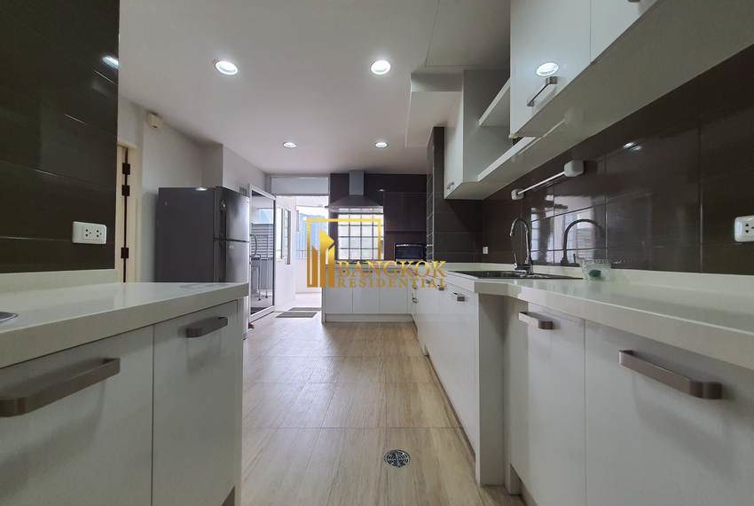 3 bed condo for rent thong lor 55th Tower 9161 image-07