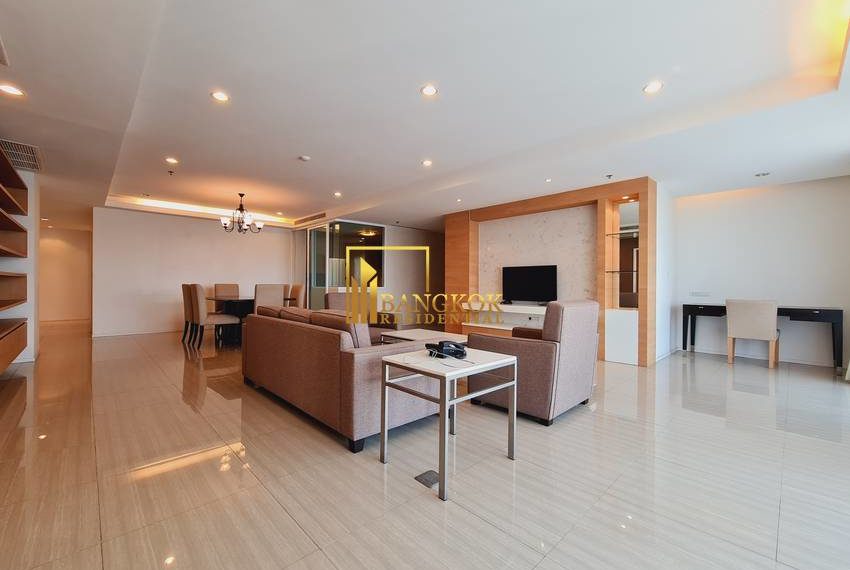 4 bed apartment Charoenjai Place 20196 image-02