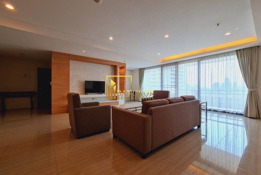 4 bed apartment Charoenjai Place 20196 image-03
