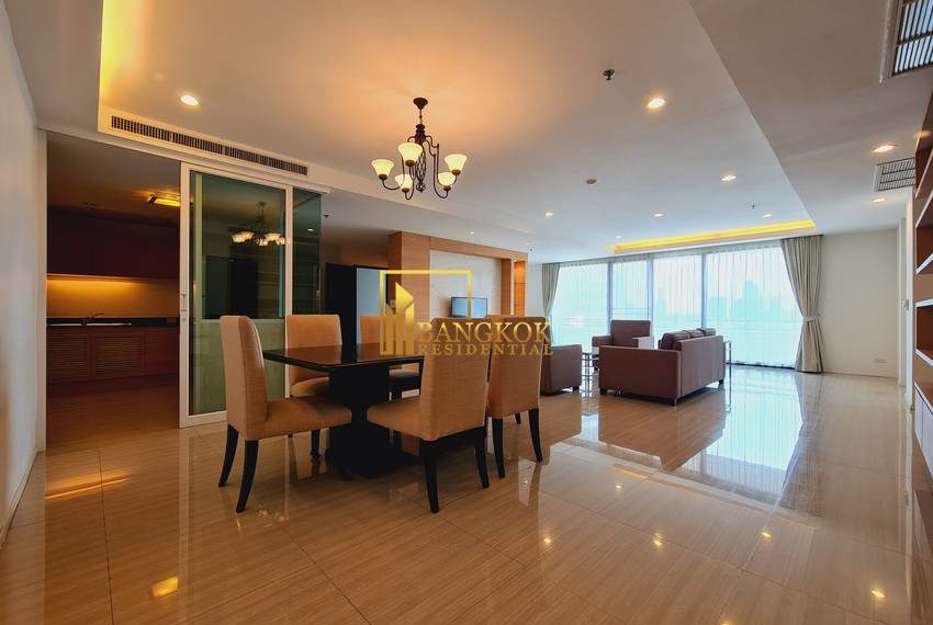 4 bed apartment Charoenjai Place 20196 image-04