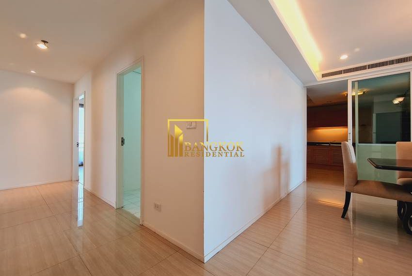 4 bed apartment Charoenjai Place 20196 image-16