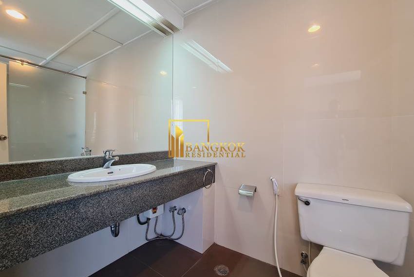 4 bed apartment Charoenjai Place 20196 image-20