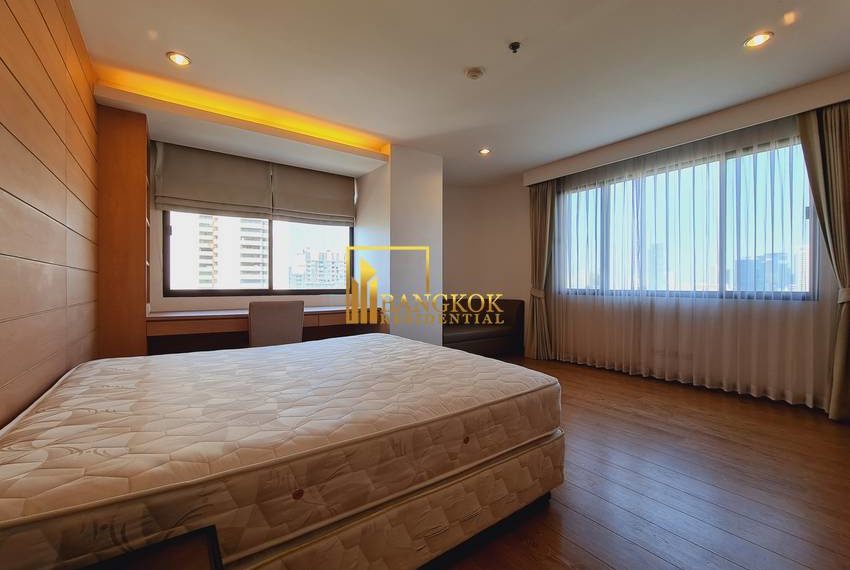 4 bed apartment Charoenjai Place 20196 image-26