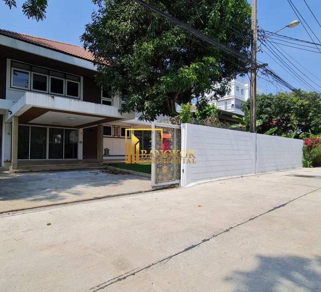 Bangkok house for rent phra khanong 27550 image-01