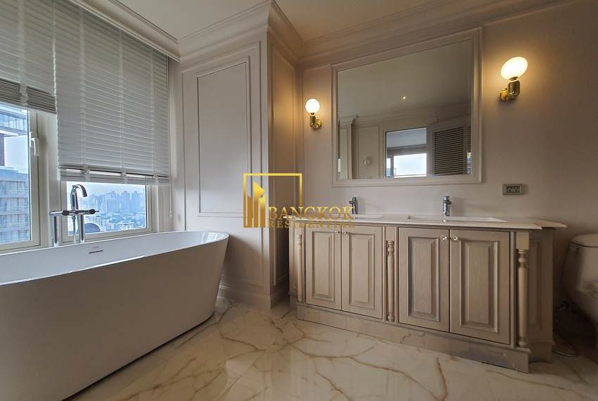 renovated 4 bed condo for rent Hampton thonglor 12529 image-17