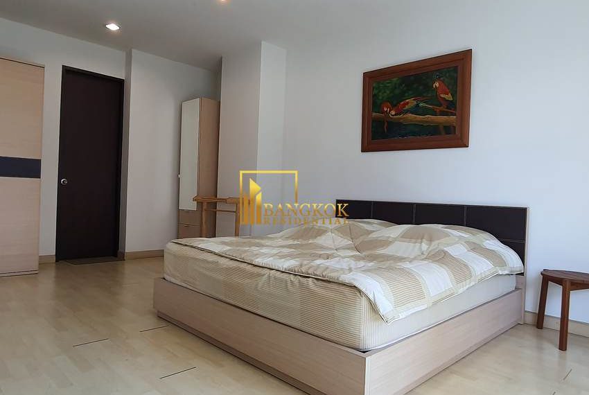 2 bed condo near asoke bts Citi Smart 11052 image-07