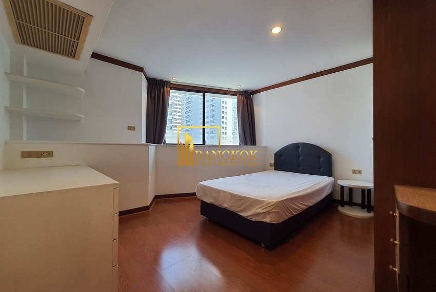 pet friendly 3 bed condo for rent President Park 13003 image-16