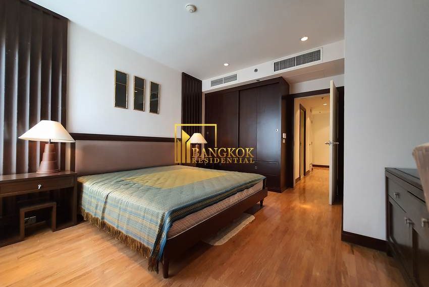 1 bedroom corner unit for rent Langsuan Ville 10732 image-12