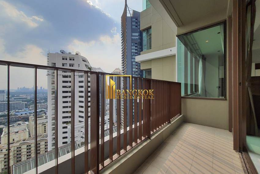2 bed condo for rent phrom phong Emporio Place 5527 image-07