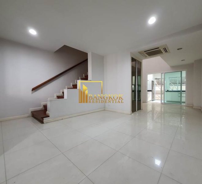 2 bed town home for rent asoke Inhome Luxury Residence 8813 image-02