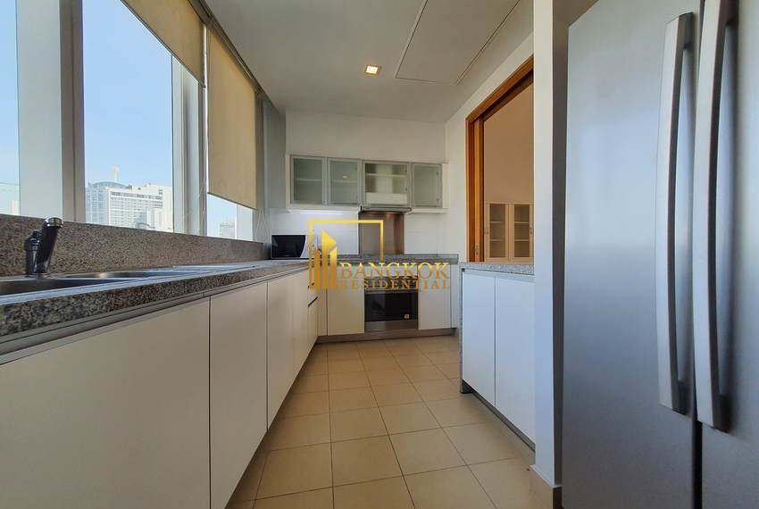3 bedroom condo for rent Millennium Residence 10856 image-10