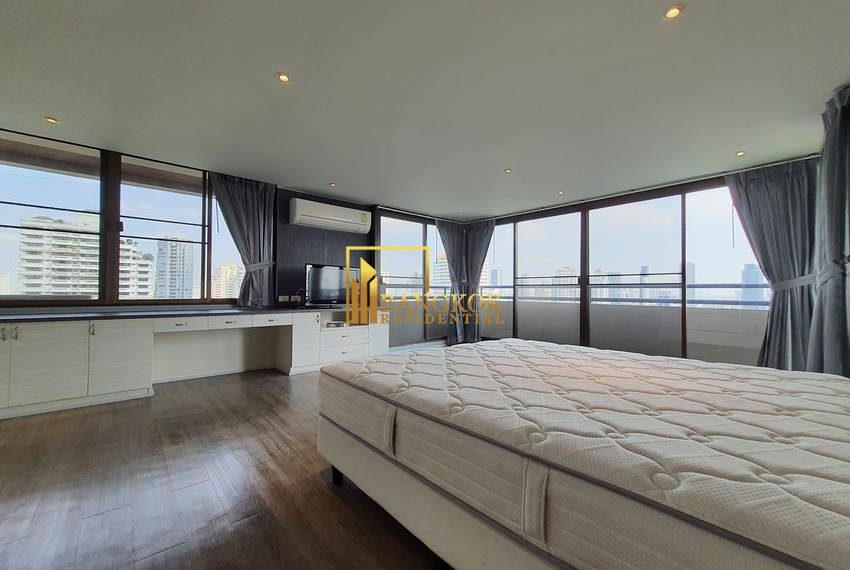 renovated 4 bed condo for rent sukhumvit 43 Acadamia Grand Tower 14433 image-14