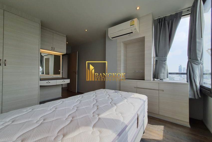 renovated 4 bed condo for rent sukhumvit 43 Acadamia Grand Tower 14433 image-22