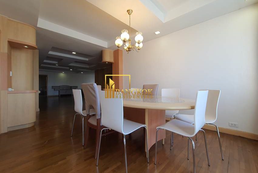pet friendly 3 bed for rent President Park 14460 image-05