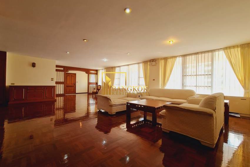 pet friendly 4 bed apartment asoke Sriratana Mansion 2 20428 image-04