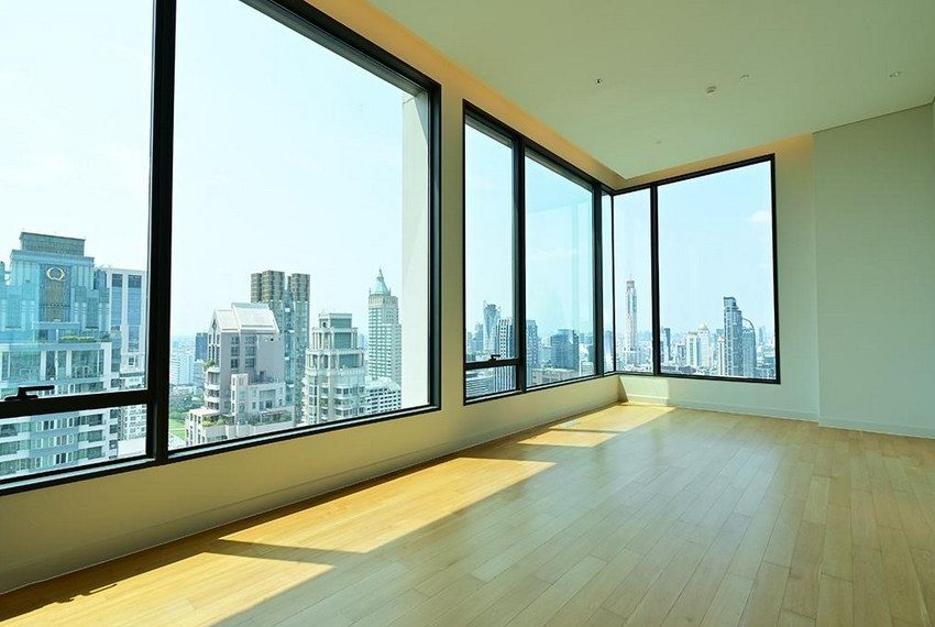 Spacious 4 Bedroom Luxury Condo For Rent Sindhorn Residence 15016 Image-11